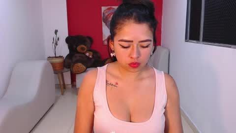 naia_sweetsex online show from September 2025 04:45:01 PM