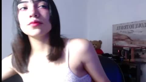 naiakit18 online show from February 2025 05:44:02 AM