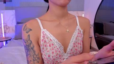 Naisha Ford online show from September 2025 03:43:02 AM