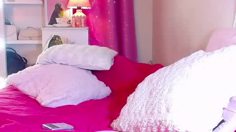 Naissha online show from December 2024 02:37:01 PM