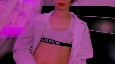 Snapshot of najimi_uwu chatting on October 2025 08:31:01 PM NAJI online show from October 2025 08:31:01 PM