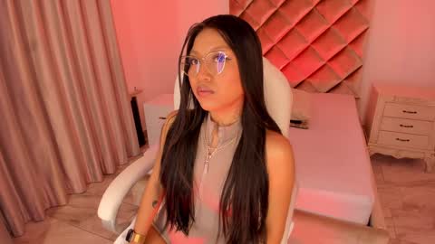 INSTAGRAM  m2221     online show from December 2024 11:38:02 AM