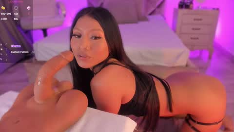 INSTAGRAM  m2221     online show from March 2025 02:23:02 PM