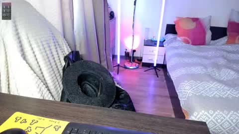 Snapshot of naked_psychologist chatting on March 2025 01:37:01 PM Asy no face  online show from March 2025 01:37:01 PM