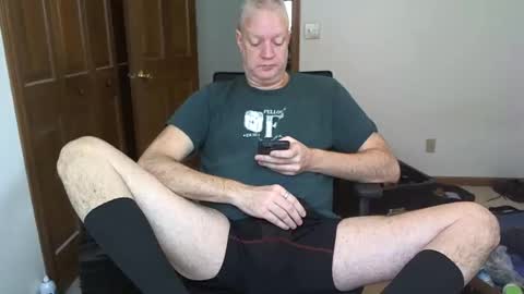 Snapshot of nakedilmale chatting on February 2025 10:03:01 PM Tip 100 for my full real name online show from February 2025 10:03:01 PM