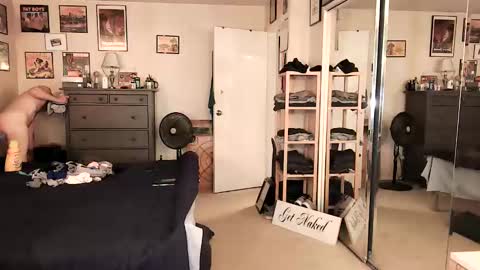 Snapshot of nakedmonkey chatting on May 2026 01:47:02 AM nakedmonkey online show from May 2026 01:47:02 AM