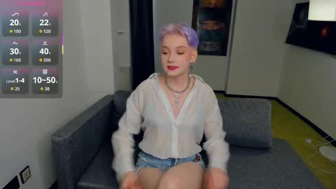 Snapshot of nakishacroshaw chatting on September 2025 11:10:01 AM Kate online show from September 2025 11:10:01 AM