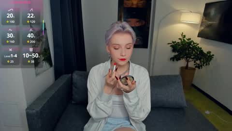 Snapshot of nakishacroshaw chatting on October 2025 11:51:02 AM Kate online show from October 2025 11:51:02 AM