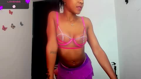 N A L A  NEW instagram nala jordan08 online show from November 2025 02:49:02 PM