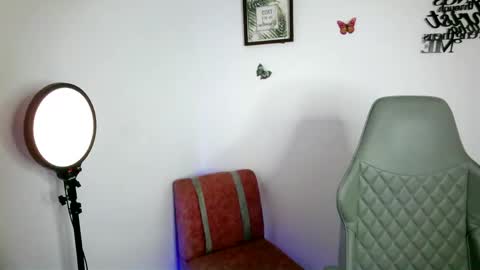 Snapshot of nala_j08 chatting on April 2026 05:47:01 PM N A L A NEW instagram nala jordan08 online show from April 2026 05:47:01 PM