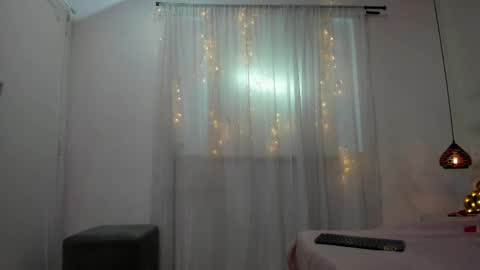 Snapshot of nalamittens chatting on February 2025 03:29:02 AM nalamittens online show from February 2025 03:29:02 AM