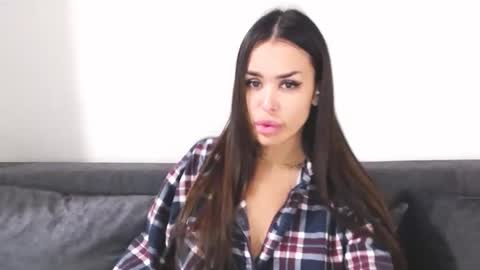 Lady online show from January 2026 04:01:01 PM