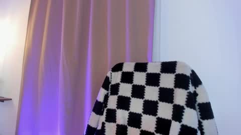 namiko_park online show from December 2024 06:48:01 PM