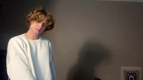 Georges online show from October 2025 07:25:02 PM