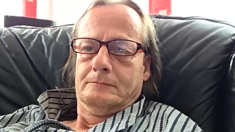 Snapshot of namorreyeb chatting on April 2026 12:54:01 PM namorreyeb online show from April 2026 12:54:01 PM