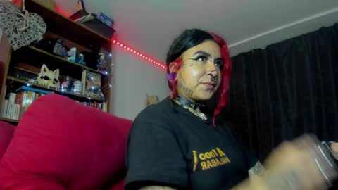 Val  online show from October 2025 05:16:01 AM