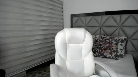 Snapshot of nana_levy chatting on January 2025 03:54:02 AM Nana levy online show from January 2025 03:54:02 AM