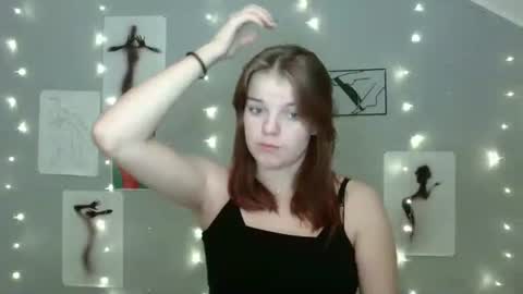 Nana online show from September 2025 08:05:02 AM