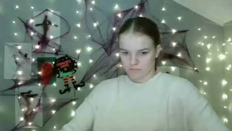 Nana online show from October 2025 06:11:01 AM