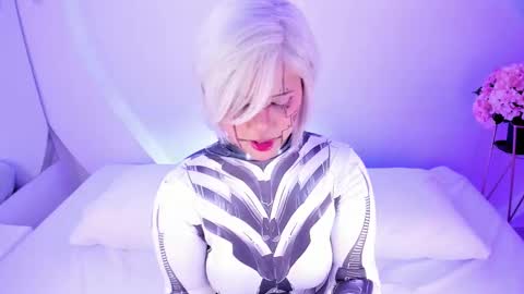 NanaOsaky online show from December 2025 12:09:01 PM