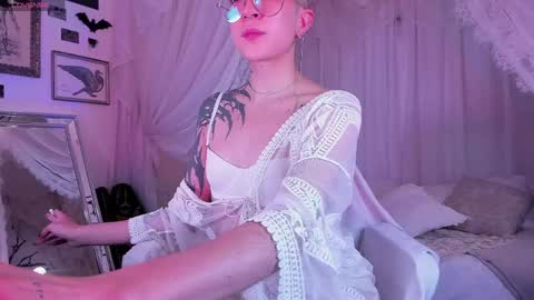 Snapshot of nanaxnana chatting on April 2026 09:58:02 AM Alma Maria online show from April 2026 09:58:02 AM
