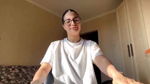 Snapshot of nanceegindlesperger chatting on December 2025 11:37:02 AM Emilia or Emi online show from December 2025 11:37:02 AM