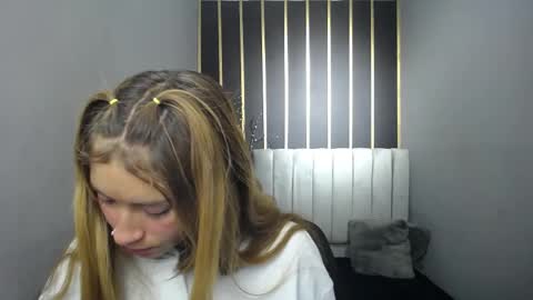 nancy blonde online show from May 2026 01:10:02 PM