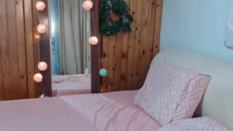 Snapshot of nancy_d chatting on December 2024 01:51:02 PM Nancy D online show from December 2024 01:51:02 PM