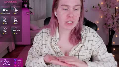 Nancy online show from December 2024 02:13:02 PM