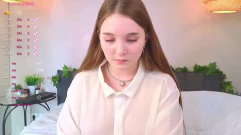 Snapshot of nancycaseys chatting on September 2025 05:09:02 AM Luna online show from September 2025 05:09:02 AM