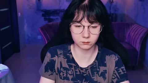 nancymartinez online show from September 2025 01:11:01 PM