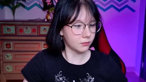 nancymartinez online show from October 2025 09:10:02 AM