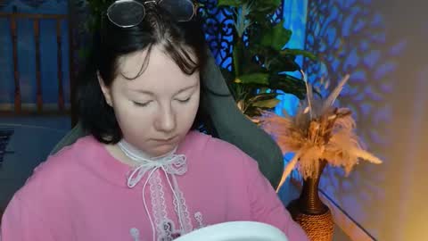 nancymartinez online show from December 2025 05:14:01 AM