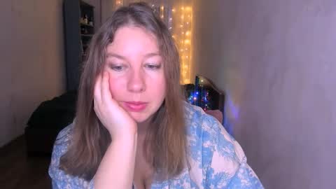 Nancy online show from December 2025 05:36:02 AM