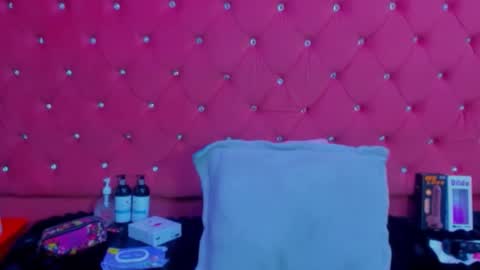 nanis james15 online show from April 2026 02:53:02 AM