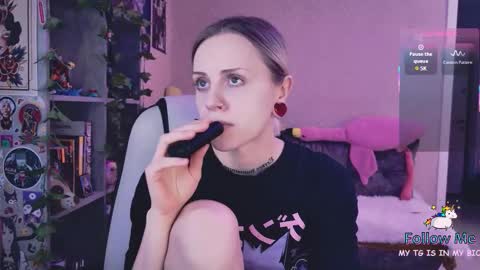 Snapshot of nanitamoore chatting on March 2026 08:15:02 PM Monday-Friday 12-4 AM and 6-9 AM New York time online show from March 2026 08:15:02 PM