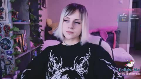 Snapshot of nanitamoore chatting on April 2026 08:13:02 PM Monday-Friday 12-4 AM and 6-9 AM New York time online show from April 2026 08:13:02 PM