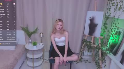 nannetteterrill online show from April 2026 06:19:02 AM