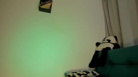 Nanny  online show from February 2026 09:11:02 PM