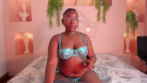 Snapshot of nanymoreno chatting on October 2025 12:28:02 PM nanymoreno online show from October 2025 12:28:02 PM