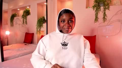 Snapshot of nanymoreno chatting on November 2025 12:48:02 PM nanymoreno online show from November 2025 12:48:02 PM