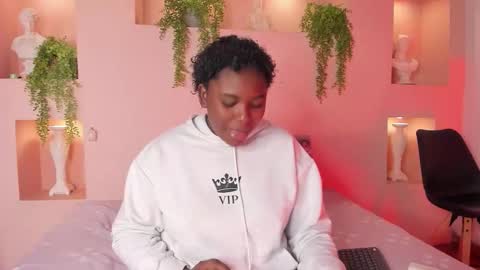 Snapshot of nanymoreno chatting on January 2026 01:05:02 PM nanymoreno online show from January 2026 01:05:02 PM