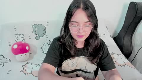 Snapshot of naoko_uwu chatting on January 2025 01:06:01 AM Naoko online show from January 2025 01:06:01 AM