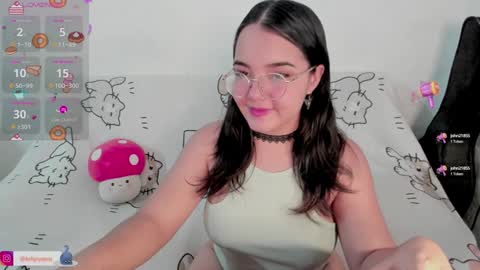 Snapshot of naoko_uwu chatting on January 2025 02:30:01 PM Naoko online show from January 2025 02:30:01 PM