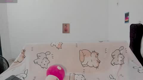 Snapshot of naoko_uwu chatting on March 2025 04:25:02 AM Naoko online show from March 2025 04:25:02 AM