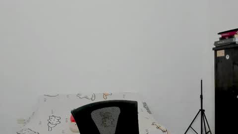 Snapshot of naoko_uwu chatting on November 2025 12:02:01 AM Naoko online show from November 2025 12:02:01 AM