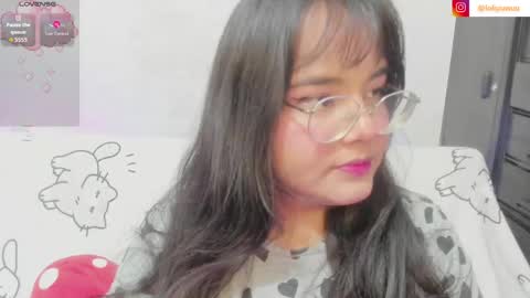 Snapshot of naoko_uwu chatting on April 2026 01:48:01 AM Naoko online show from April 2026 01:48:01 AM