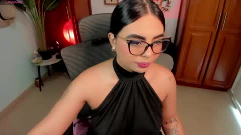Snapshot of naomi_aniston chatting on May 2026 02:22:02 PM naomi_aniston online show from May 2026 02:22:02 PM