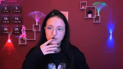 Snapshot of naomi_fox__ chatting on May 2026 08:24:01 PM naomi_fox__ online show from May 2026 08:24:01 PM