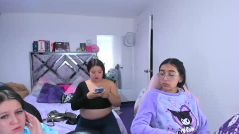 Snapshot of naomi_johnson132 chatting on May 2026 01:57:16 AM nahomi online show from May 2026 01:57:16 AM